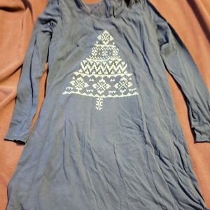 Turquoise Christmas nightgown